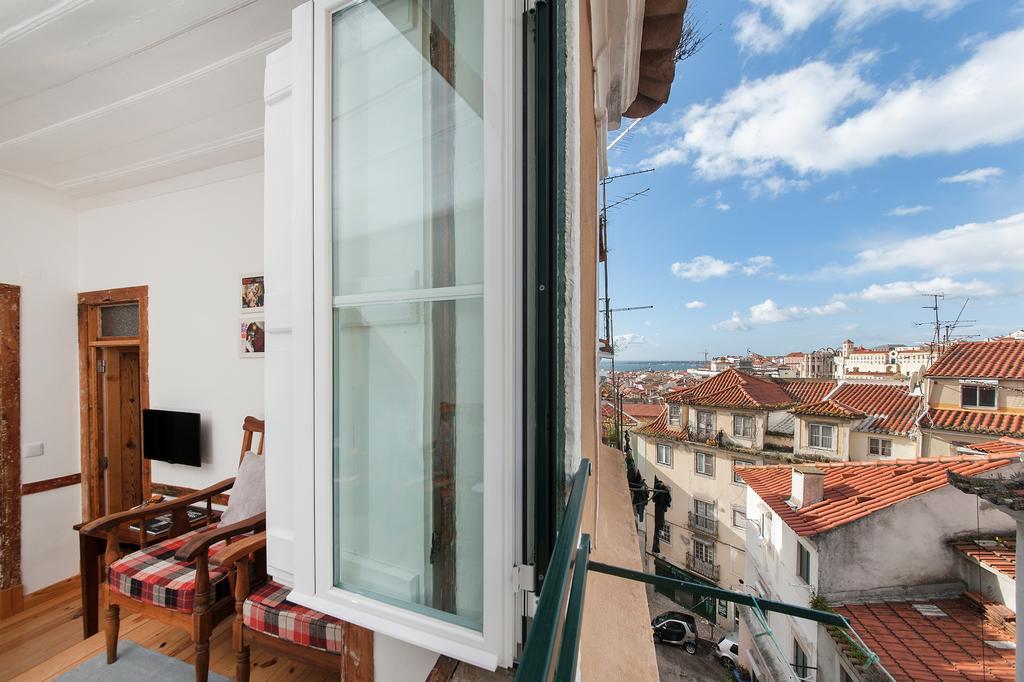 Apartments In Historical Lisbona Esterno foto