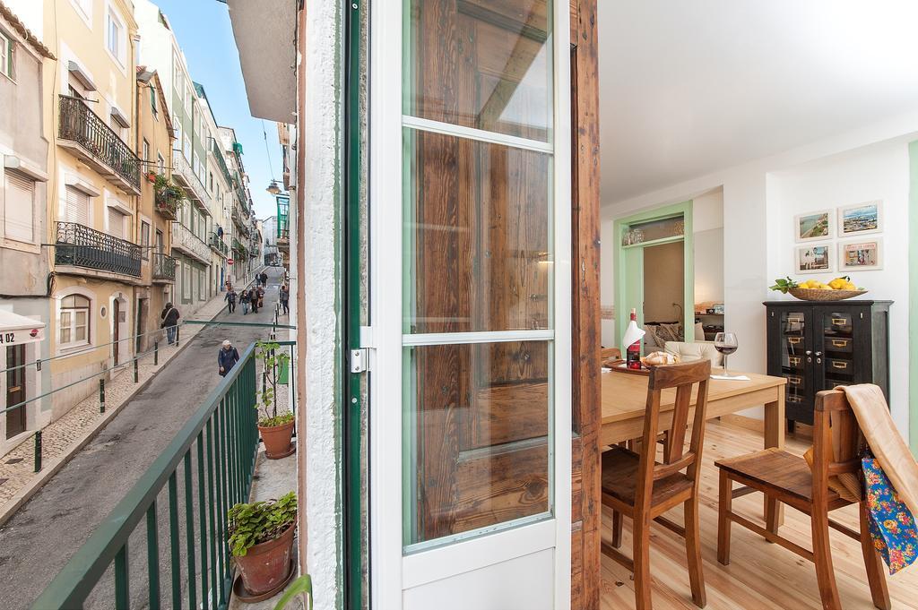 Apartments In Historical Lisbona Esterno foto